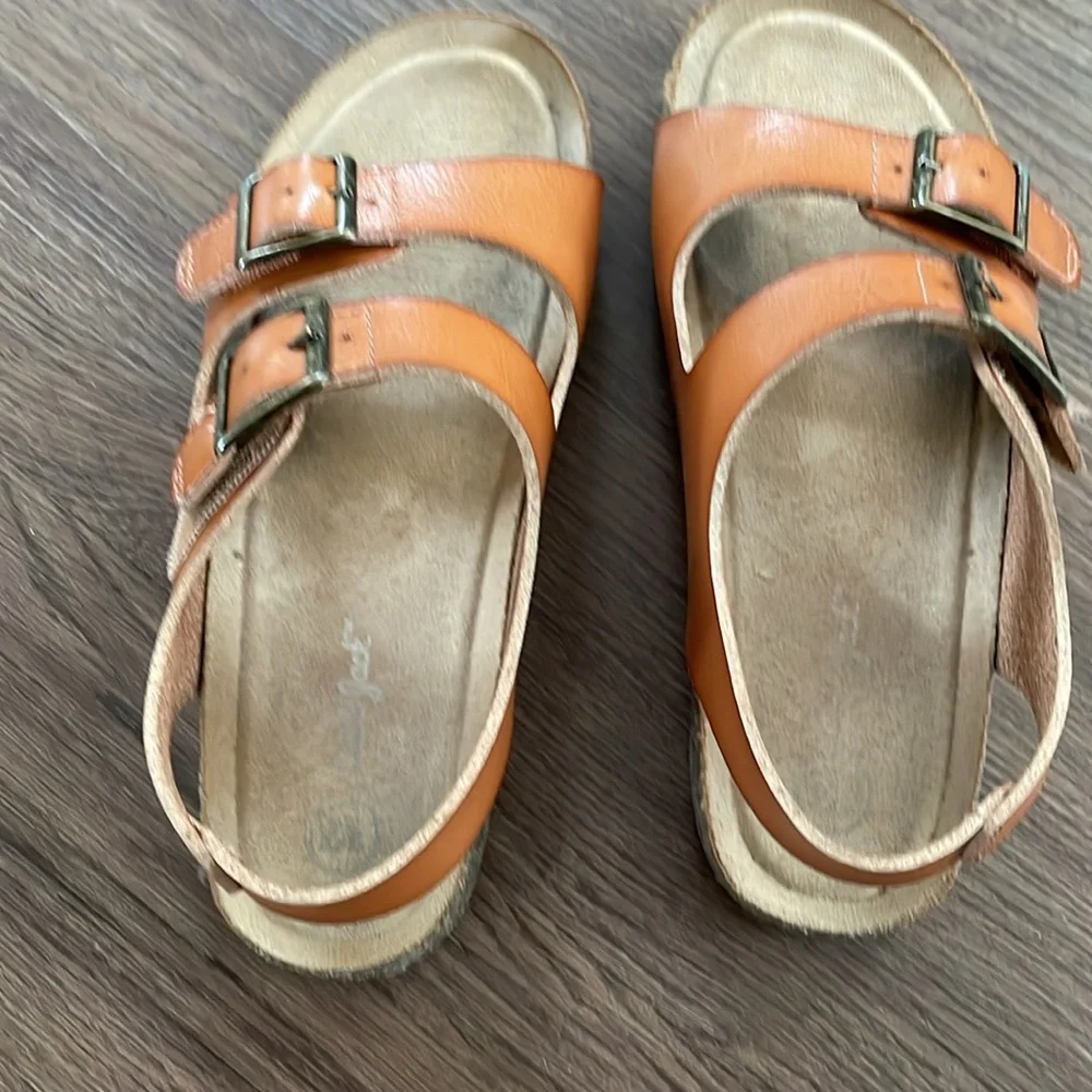 Cat & Jack brown leather